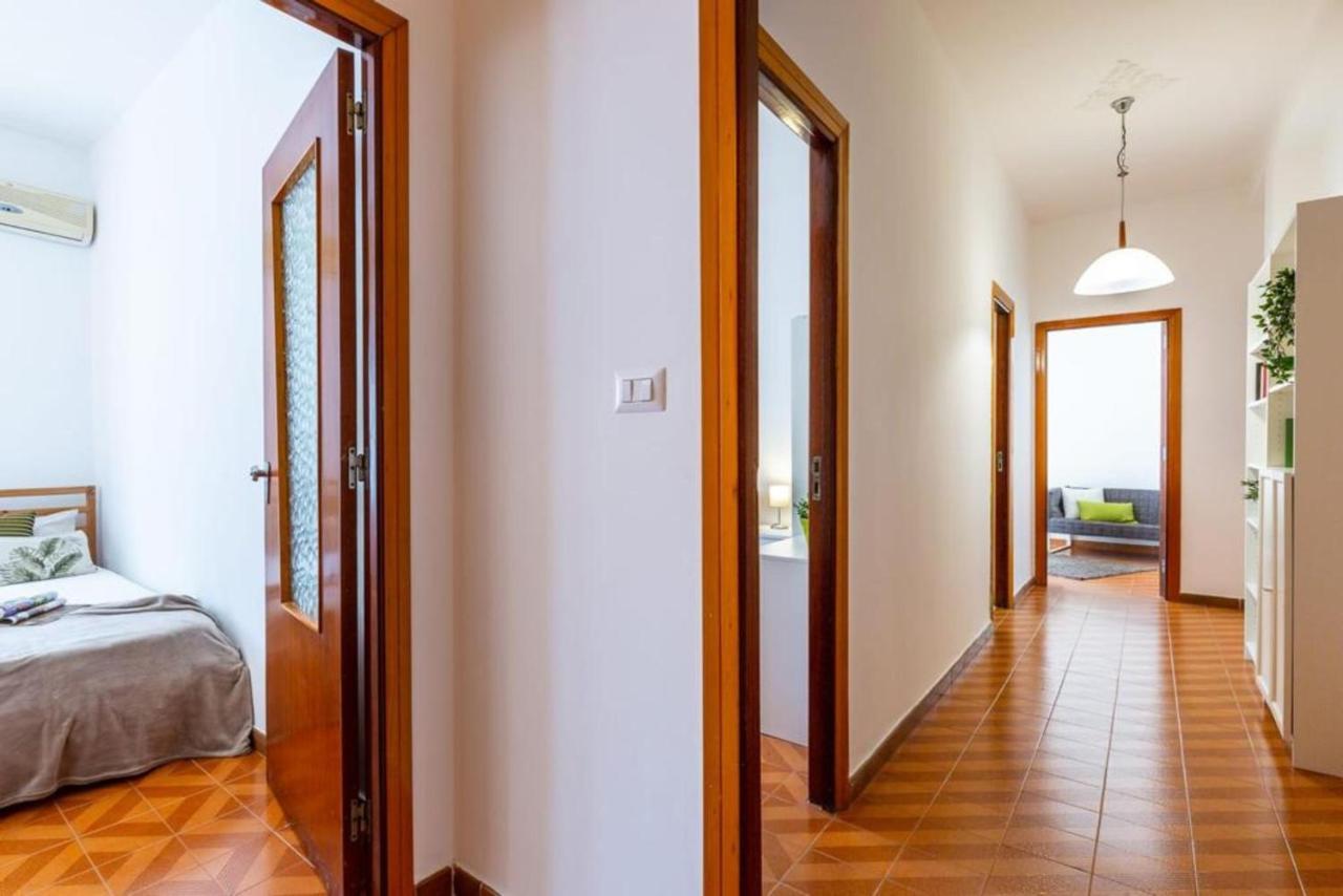 Dal Cavaliere Apartment กาญารี ภายนอก รูปภาพ
