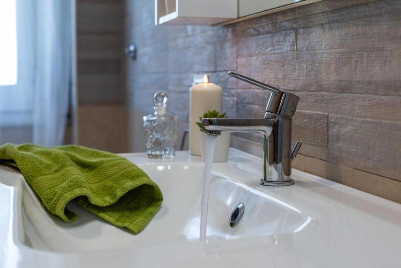 Dal Cavaliere Apartment กาญารี ภายนอก รูปภาพ